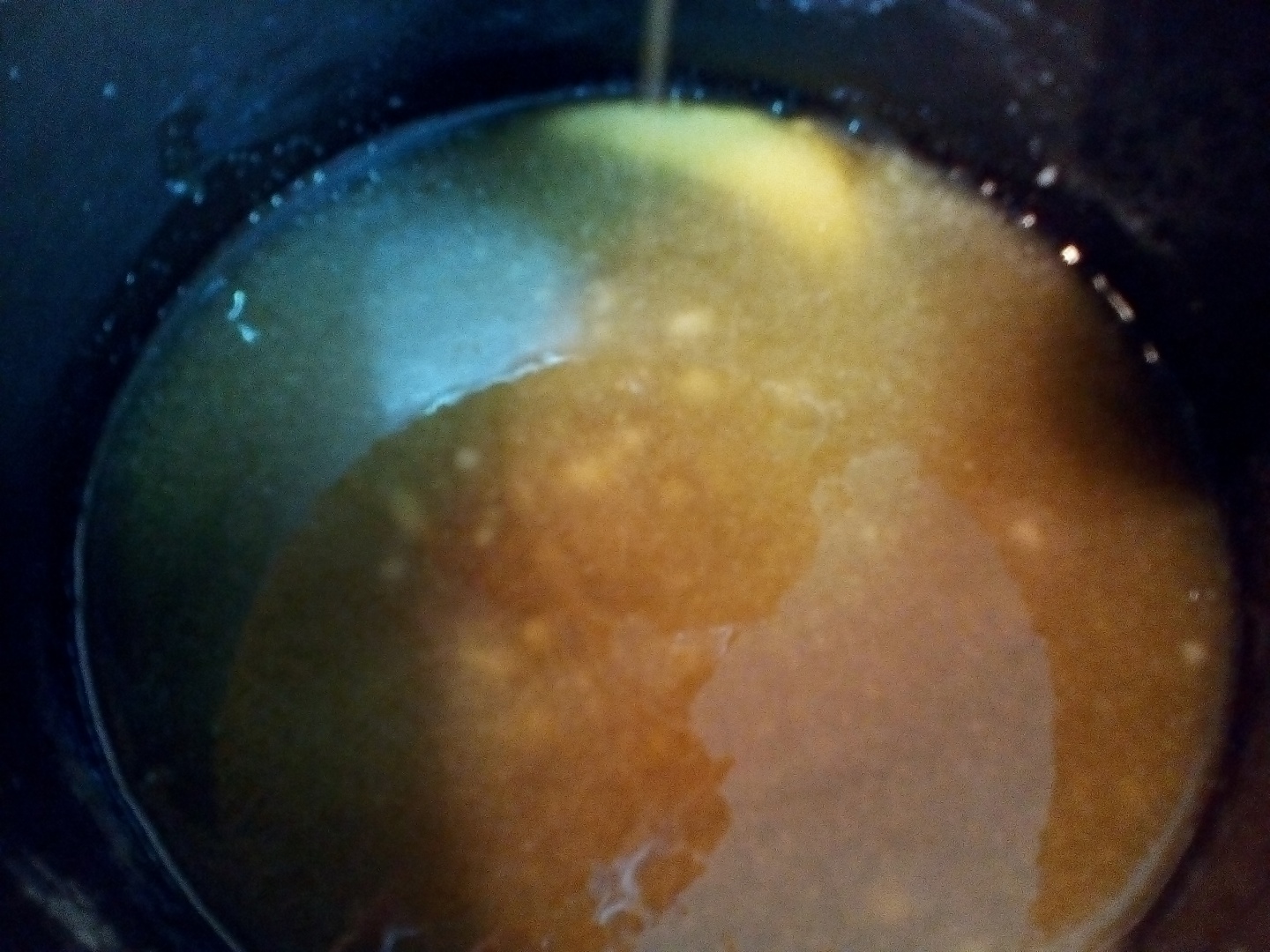 Napolitanele copilariei  (nuca, caramel si glazura de ciocolata)