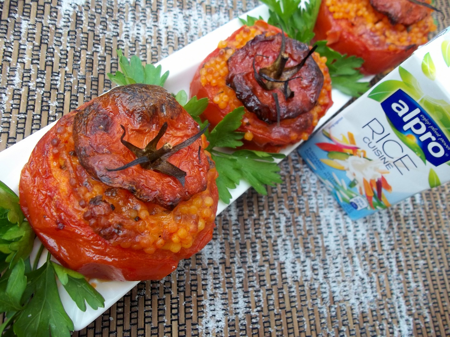 Rosii umplute cu cuscus