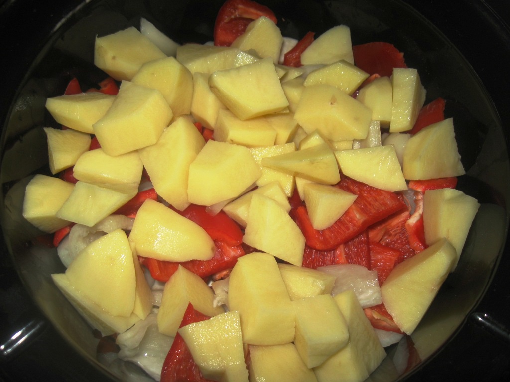 Ghiveci de legume cu carne la slow cooker