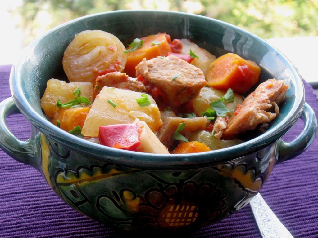 Ghiveci de legume cu carne la slow cooker