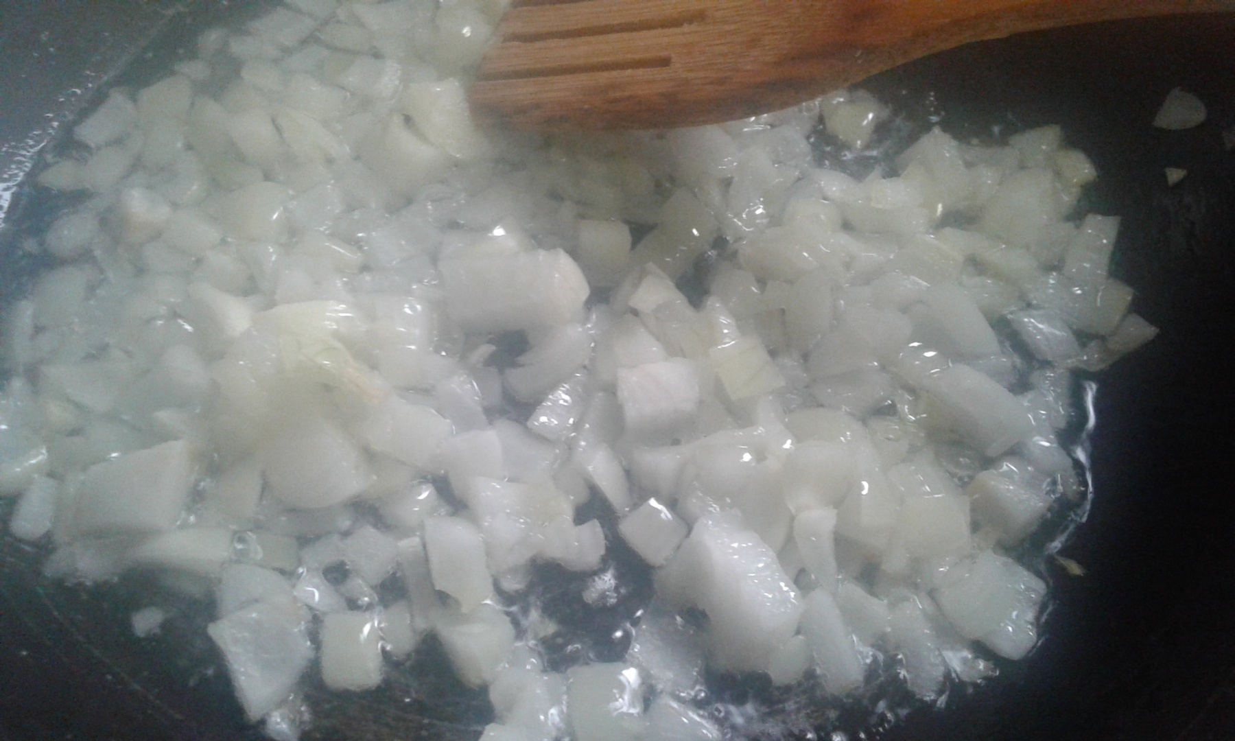 Paste cu pui si sos de rosii