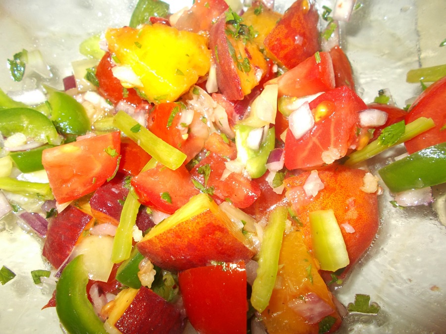 Salsa de ardei cu piersici si rosii