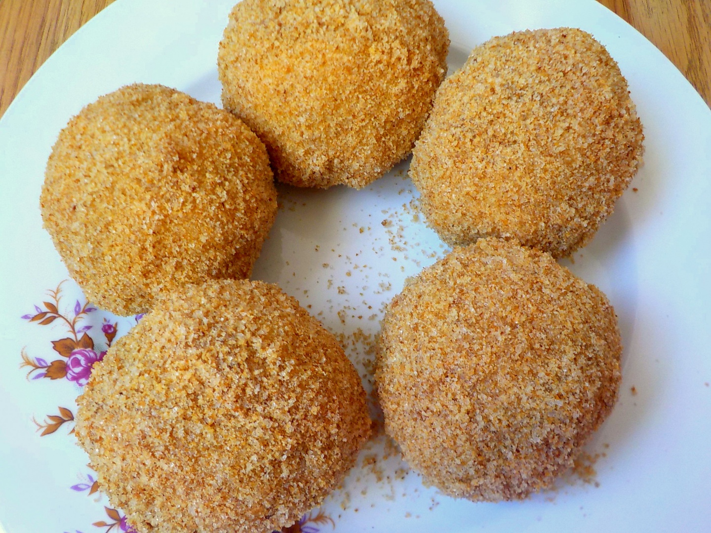 Galuste cu prune. Reteta clasica de gomboti cu prune