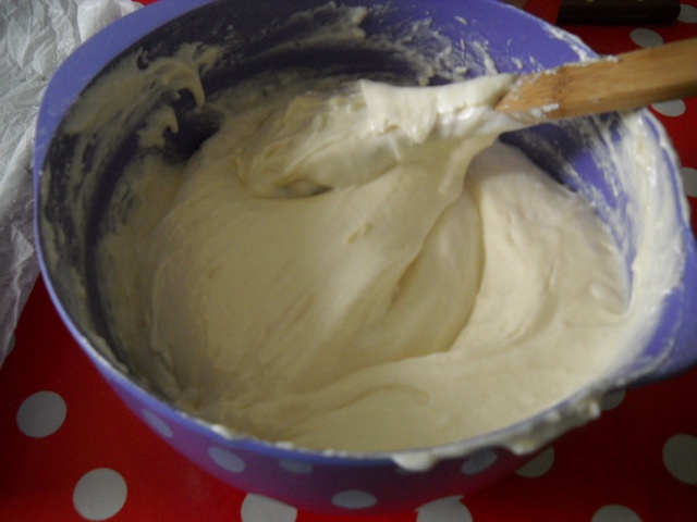 Prajitura cu piersici