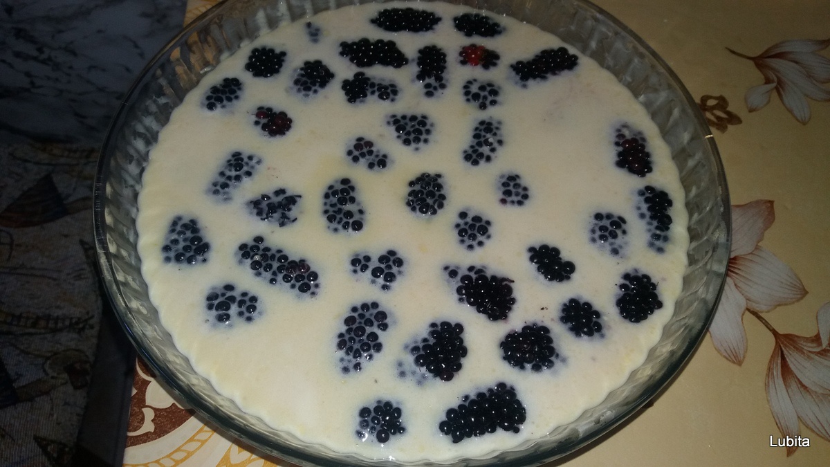 Clafoutis cu mure