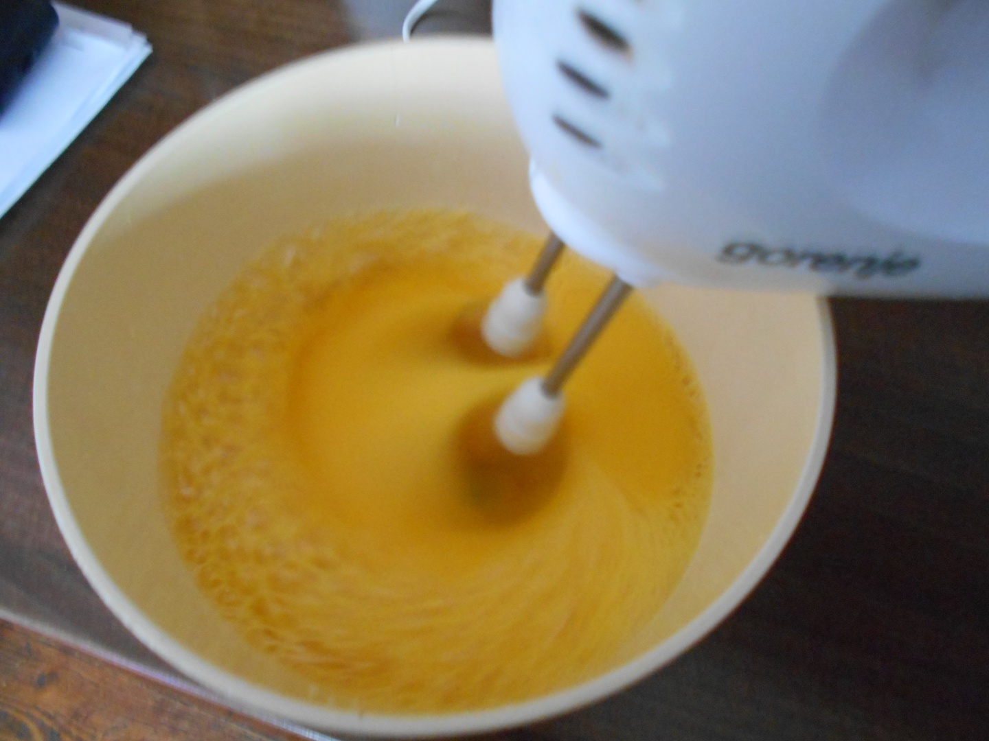 Prajitura cu morcovi si nuci