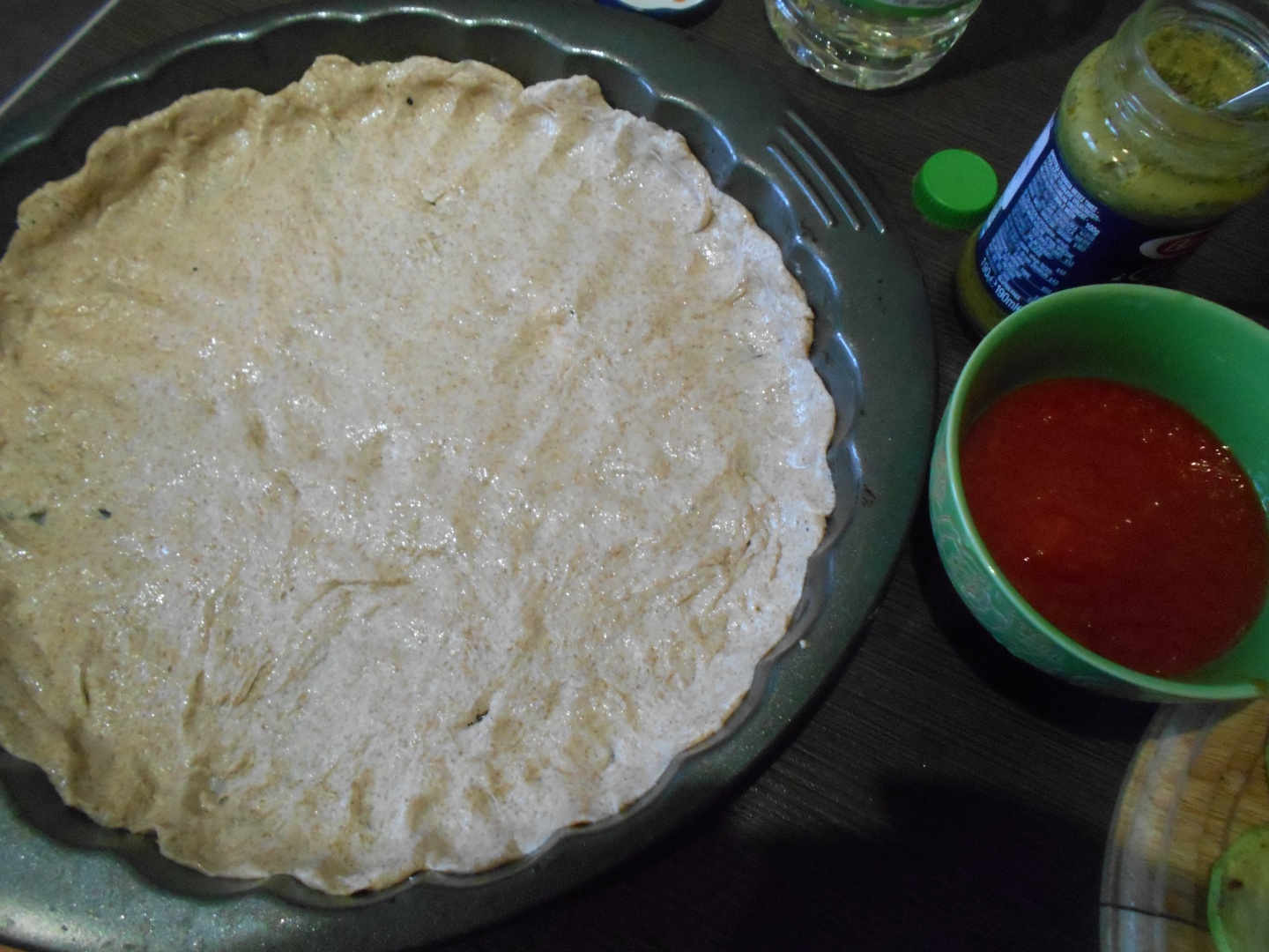 Pizza vegetariana cu pesto