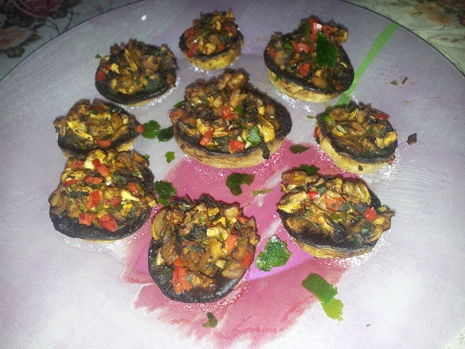 Ciuperci la cuptor umplute cu codite