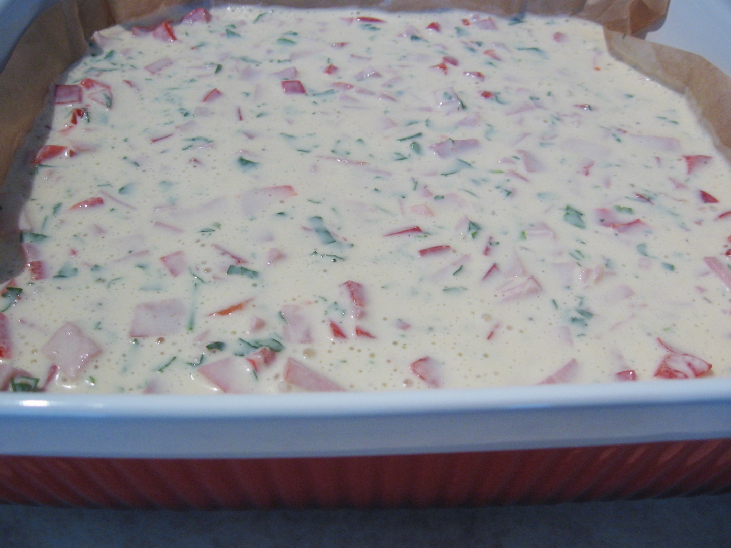 Budinca aperitiv cu sunca si ardei – reteta simpla, gustoasa si foarte usor de preparat