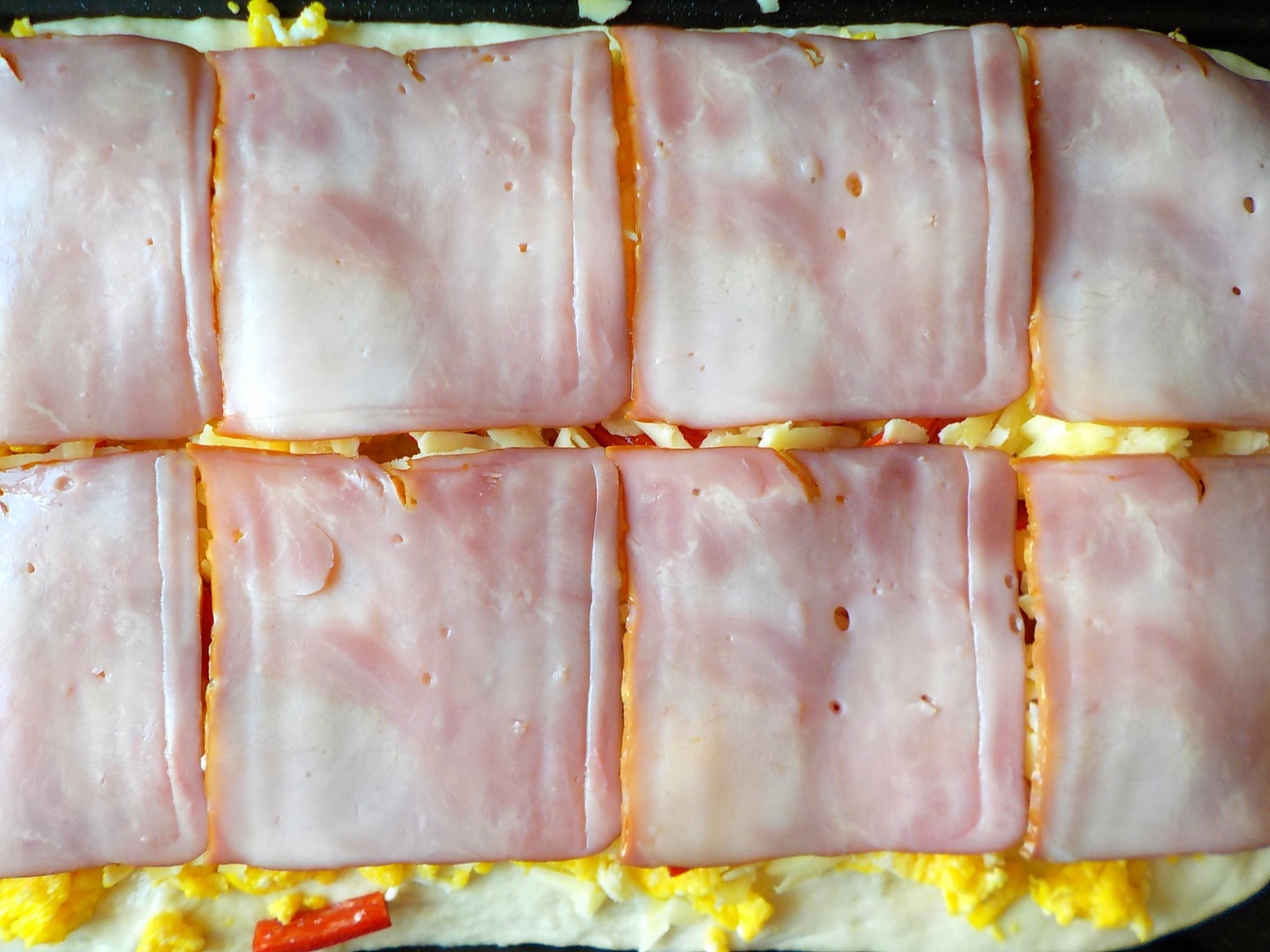Sandvisuri cu omleta si bacon