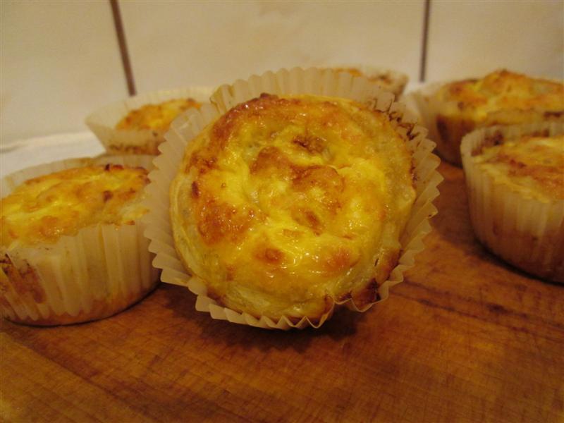 Rulouri cu sunca si cascaval