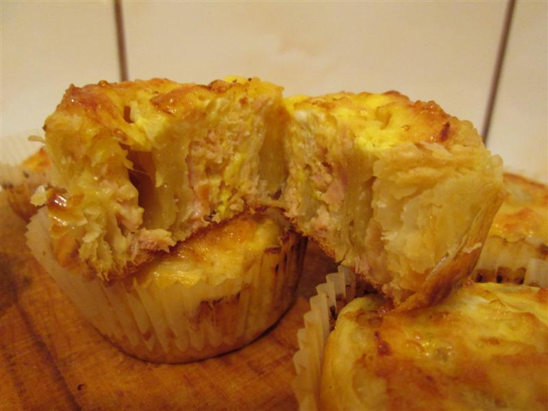 Rulouri cu sunca si cascaval