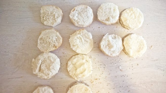 Mini burgeri pentru cei mici si cei mari