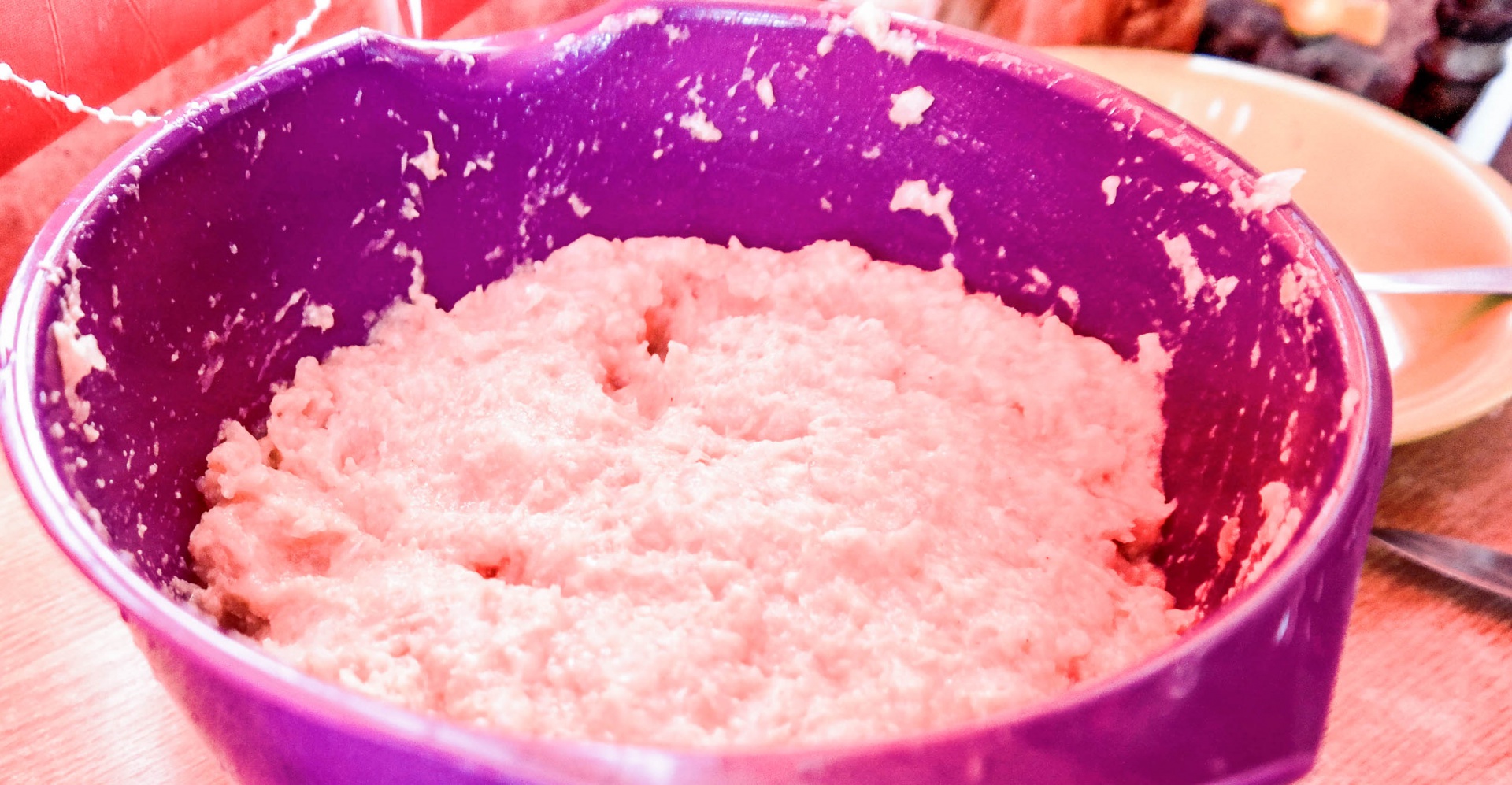 Cartofi umpluti cu carne tocata de peste