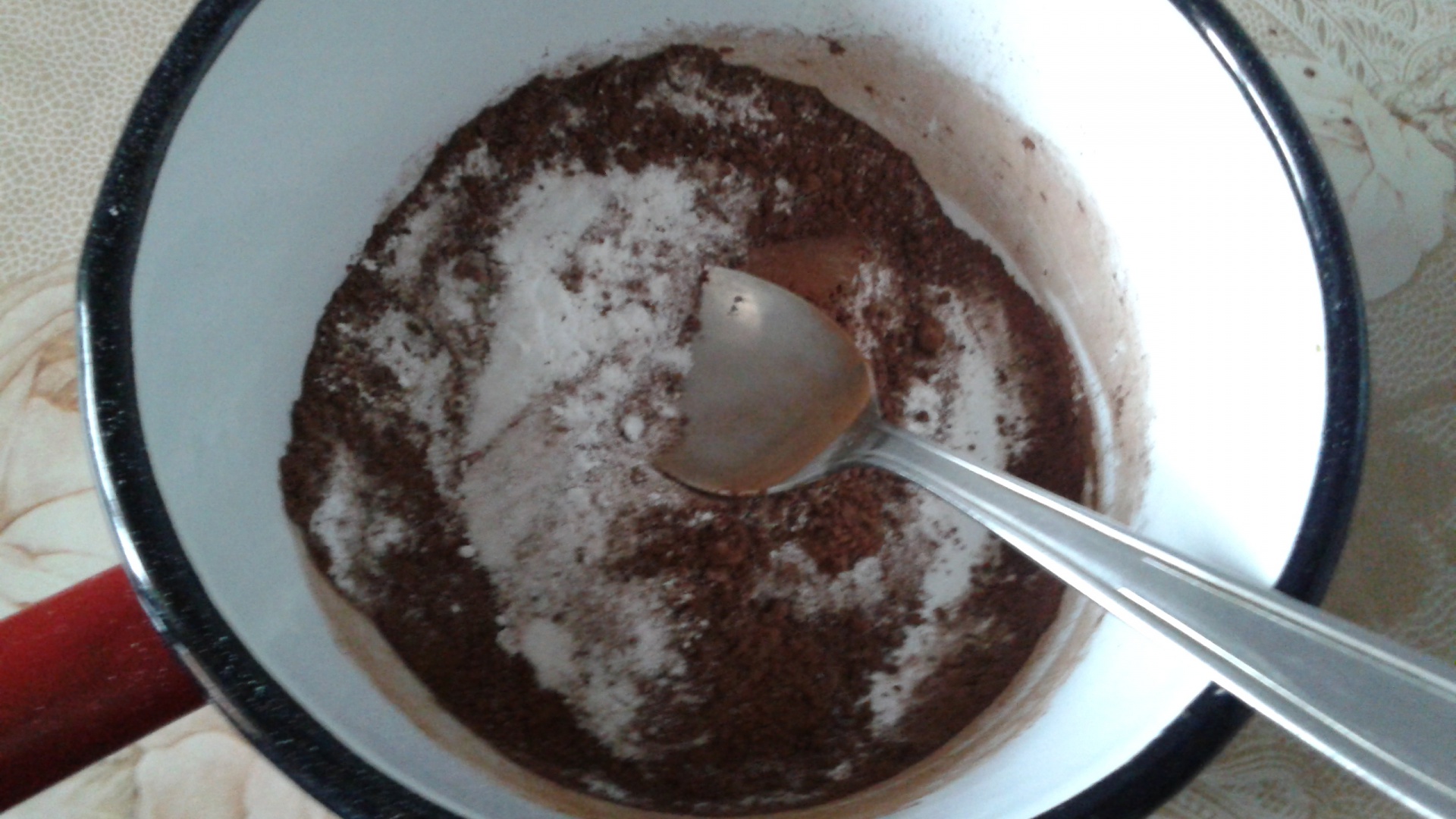 Prajitura alba cu crema de lamaie