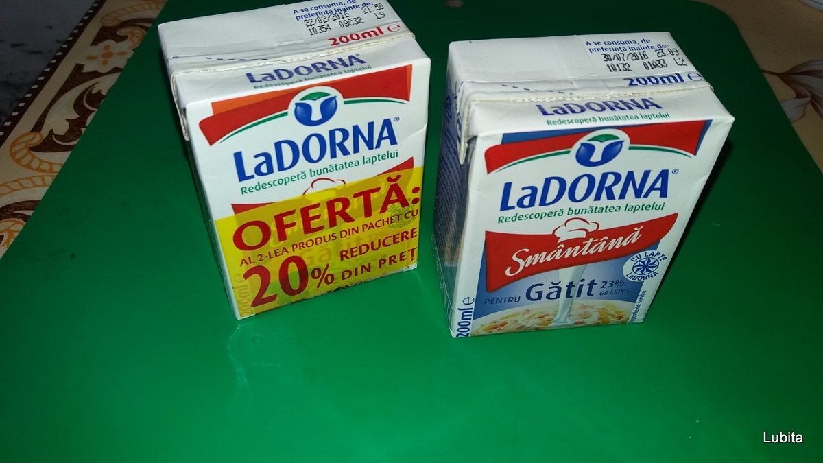 Perisoare in sos de smantana