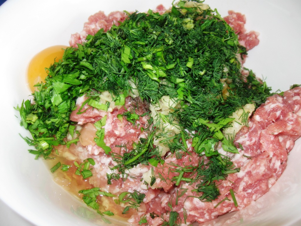 Chiftelute cu susan, in sos