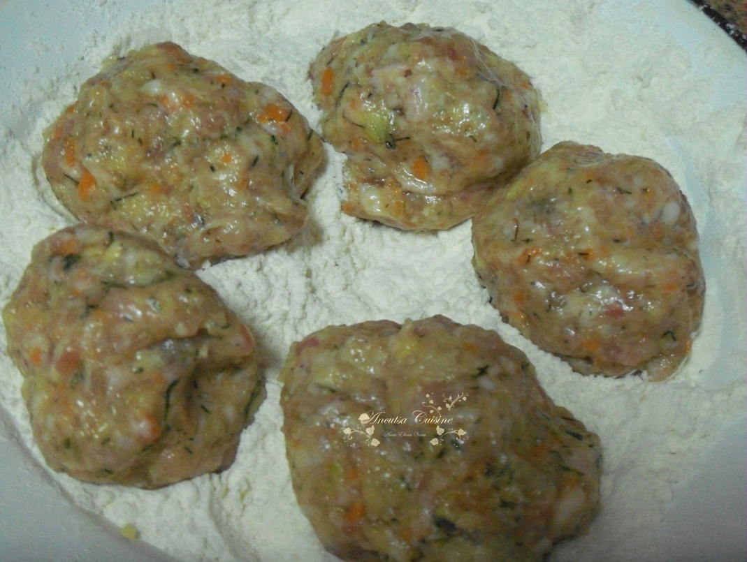 Chiftele din carne de porc