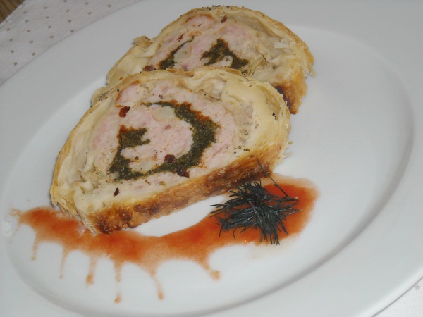 Rulada cu carne tocata