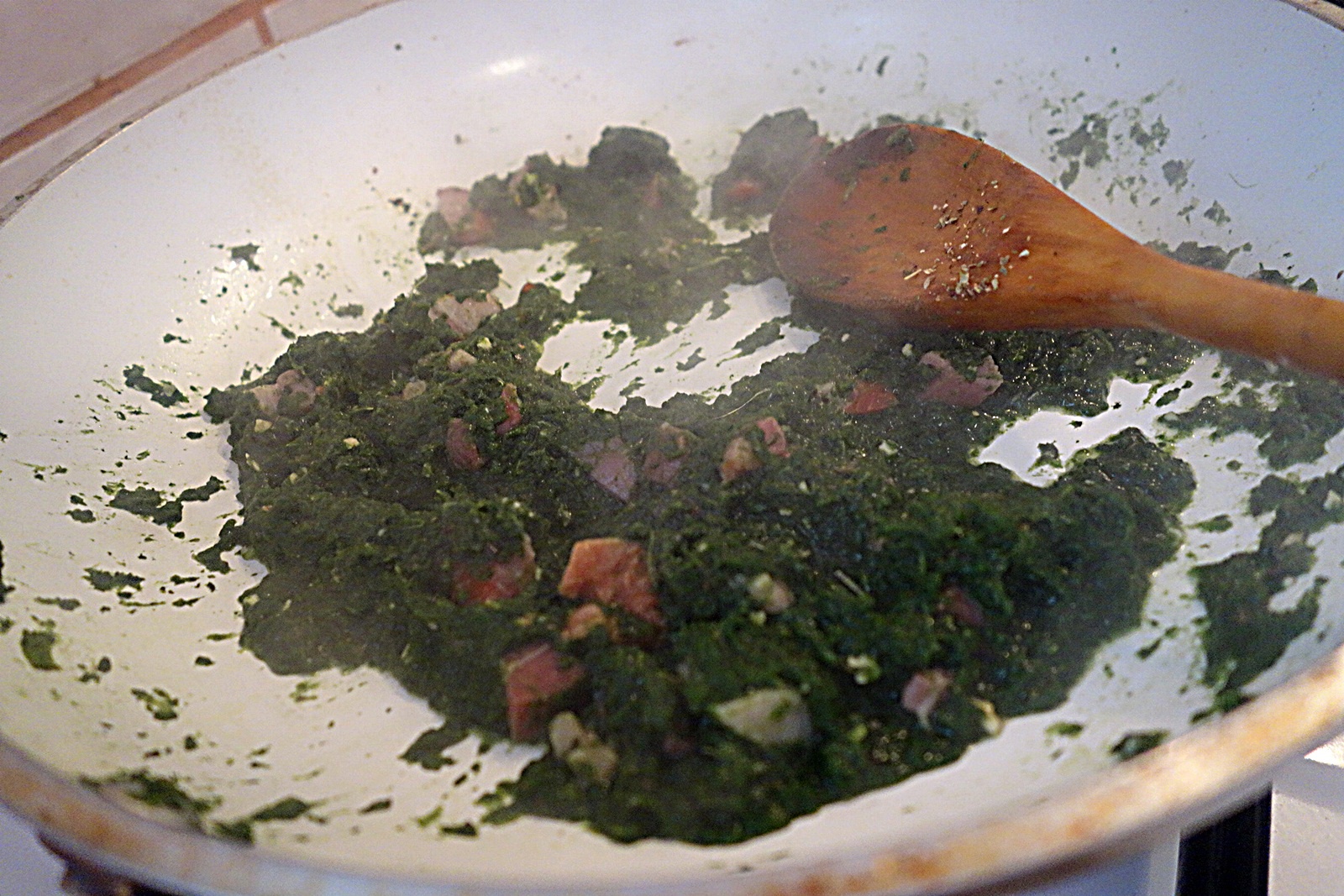 Spaghete carbonara reţetă cu spanac si carne tocata