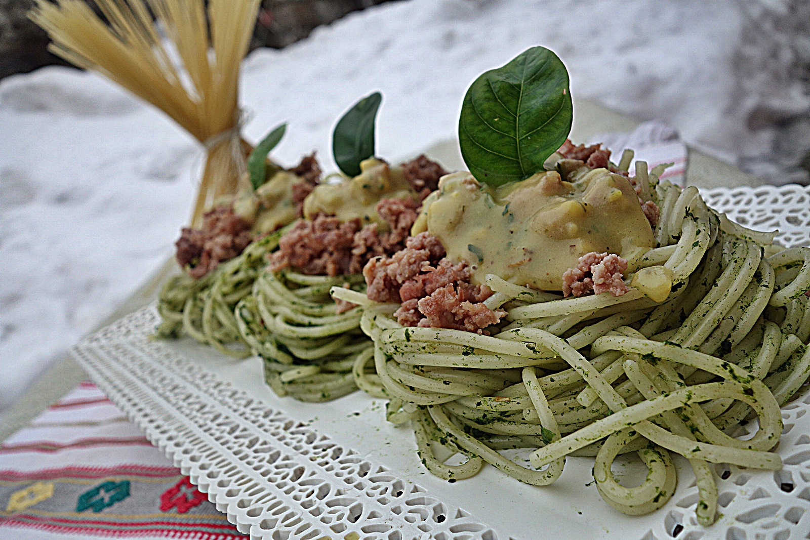 Spaghete carbonara reţetă cu spanac si carne tocata