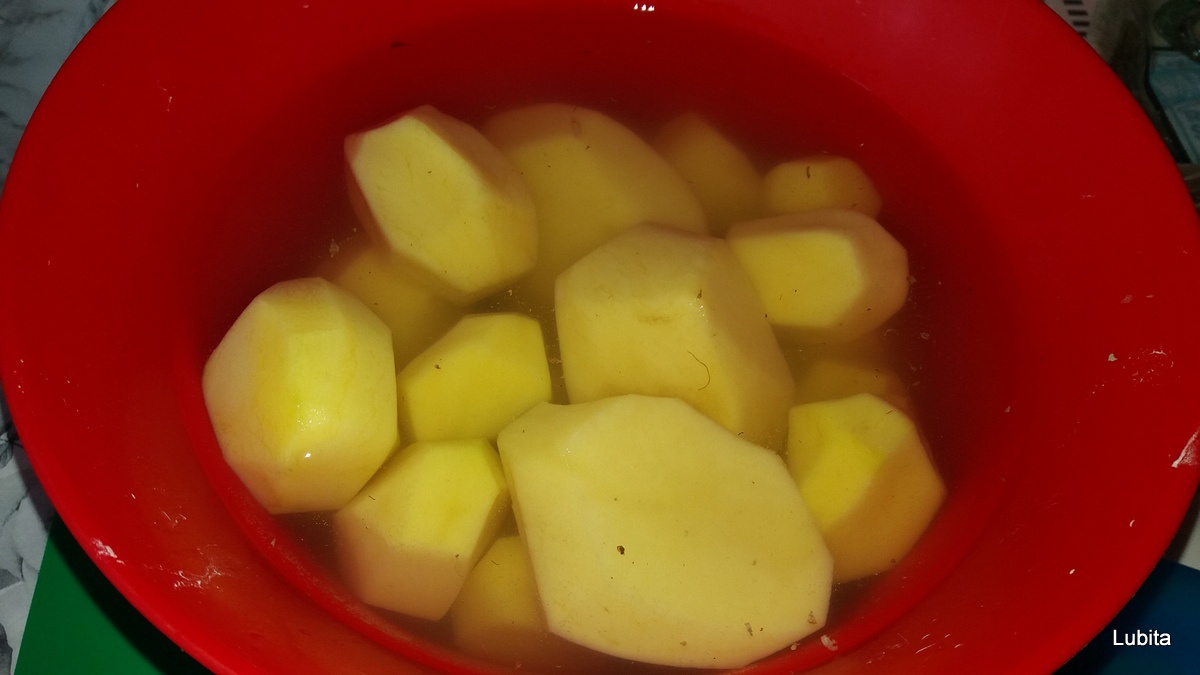 Bors de sfecla rosie