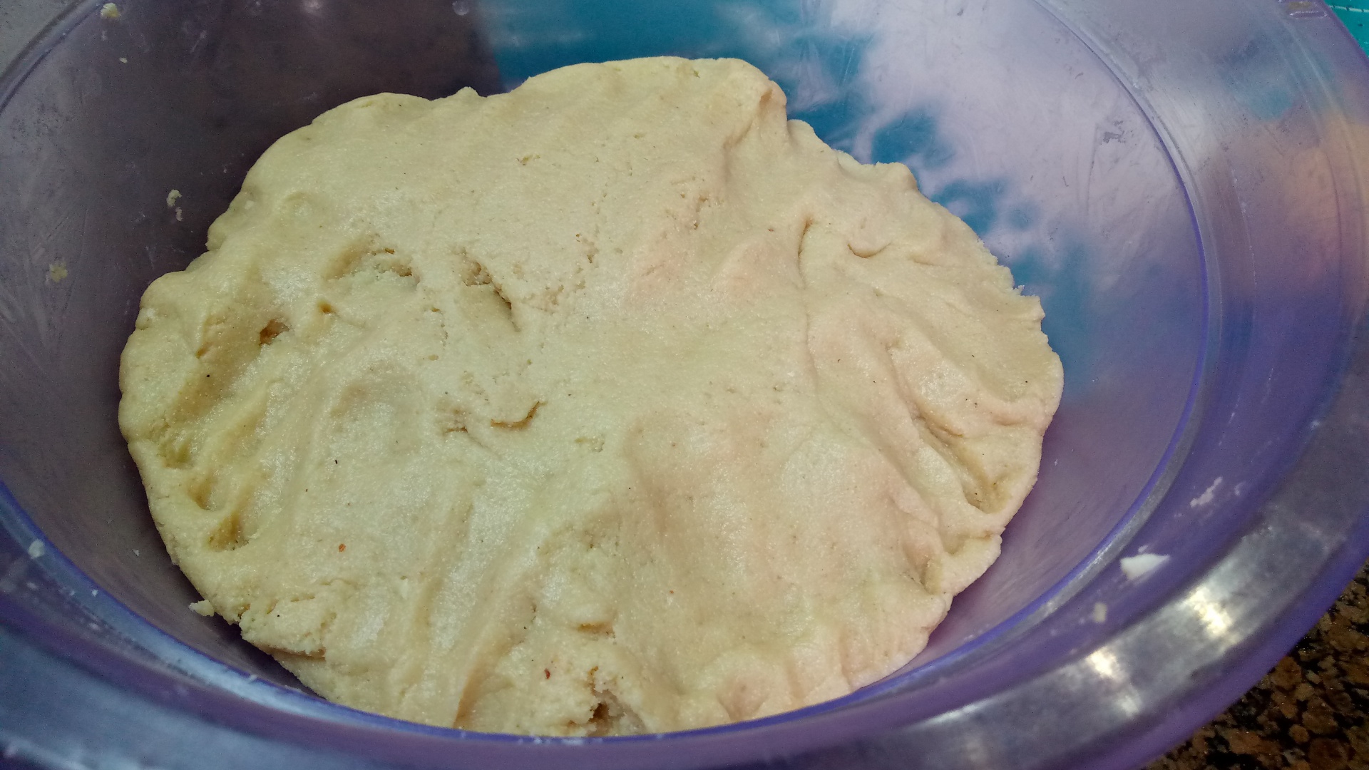 Maamoul mad bil-kashta - prajitura libaneza cu foi si crema nestle