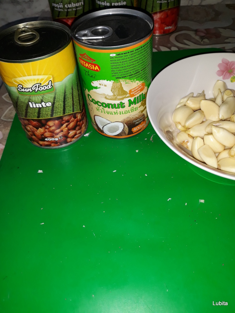 Supa crema de linte cu usturoi