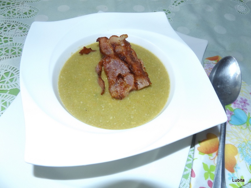 Supa crema de mazare cu jambon