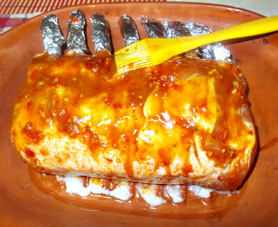 Cotlet de porc in crusta de cascaval cu patrunjel verde cu garnitura de piure de conopida