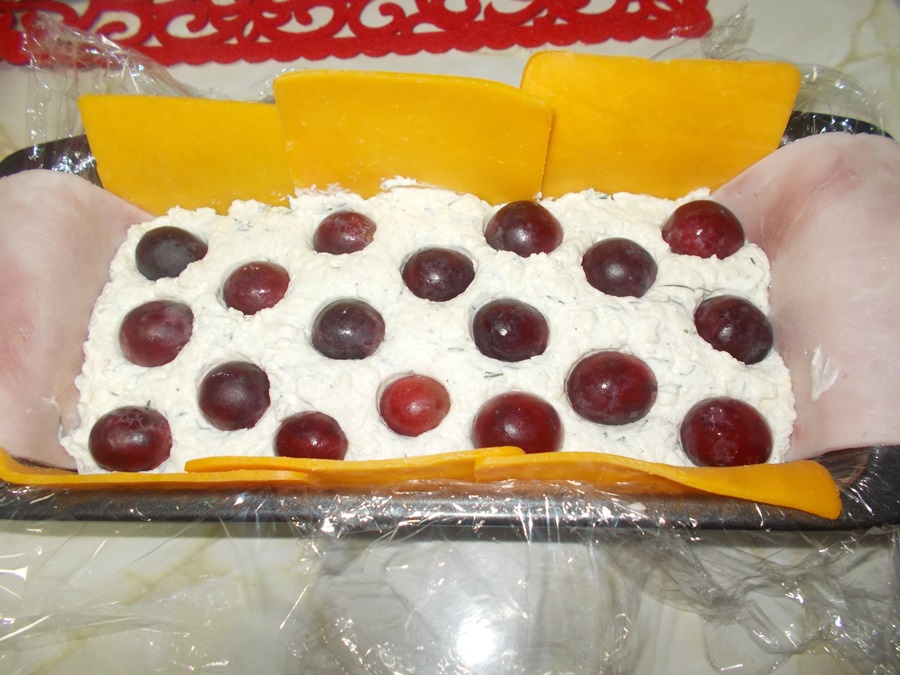 Terina de branza cu struguri