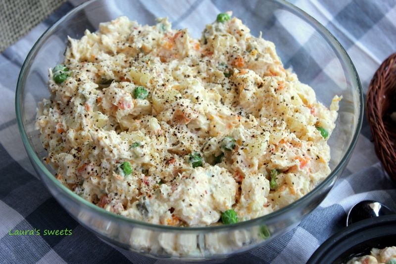 Salata de pui, cu legume si iaurt