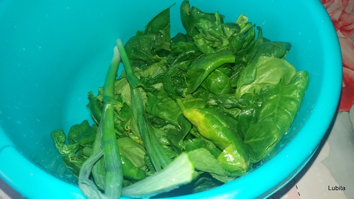 Oua cu spanac la cuptor