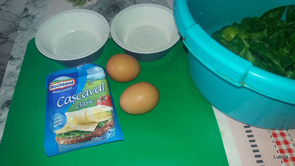 Oua cu spanac la cuptor