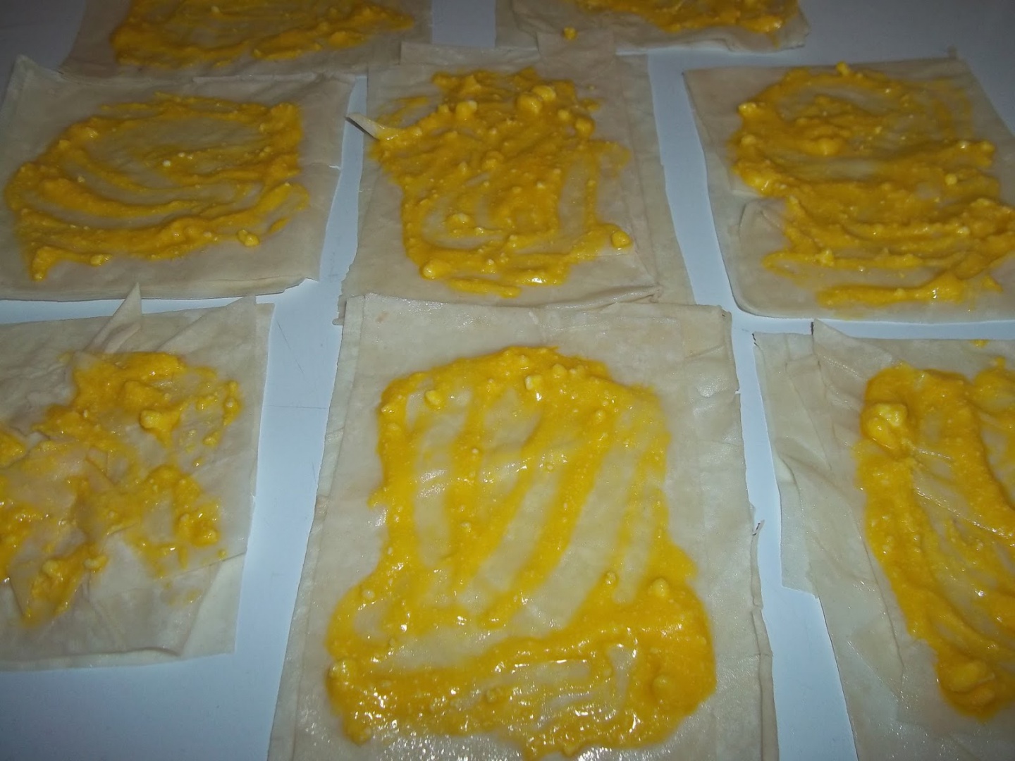 Rulouri pizza din foi Yufka