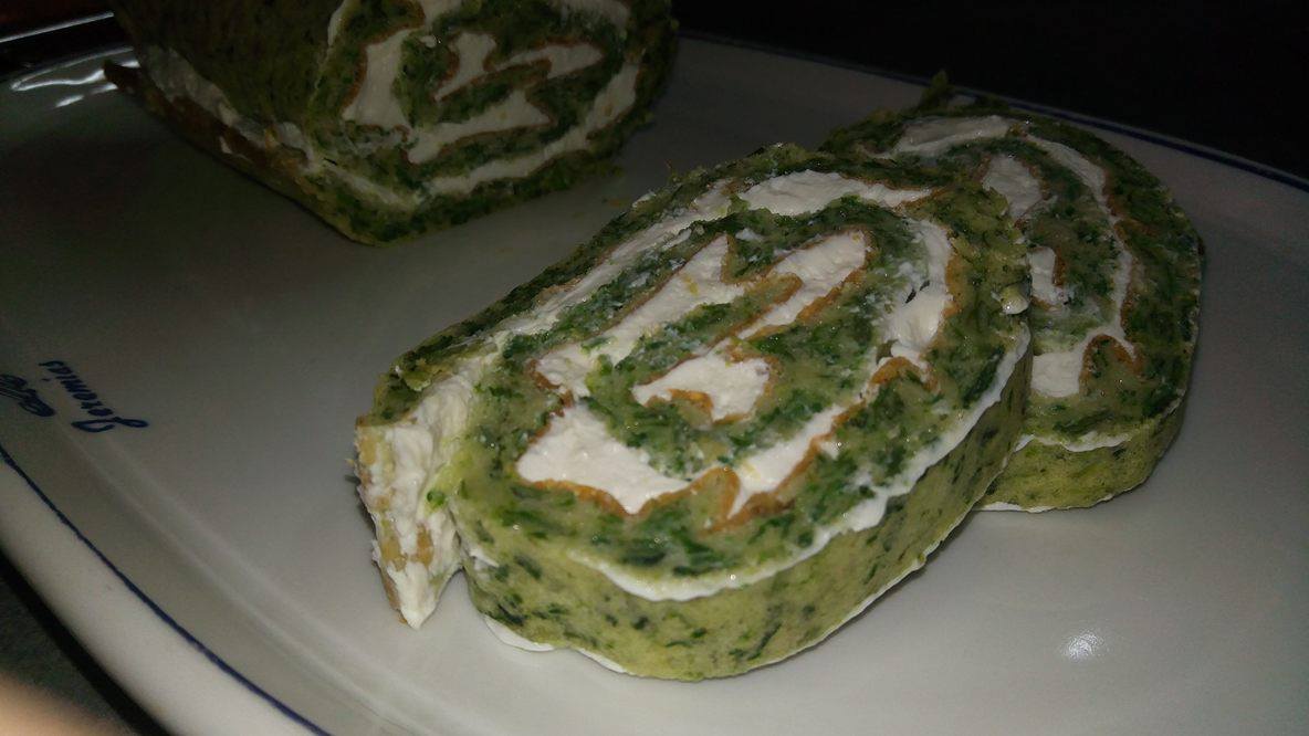 Rulada de spanac umpluta cu crema de branza