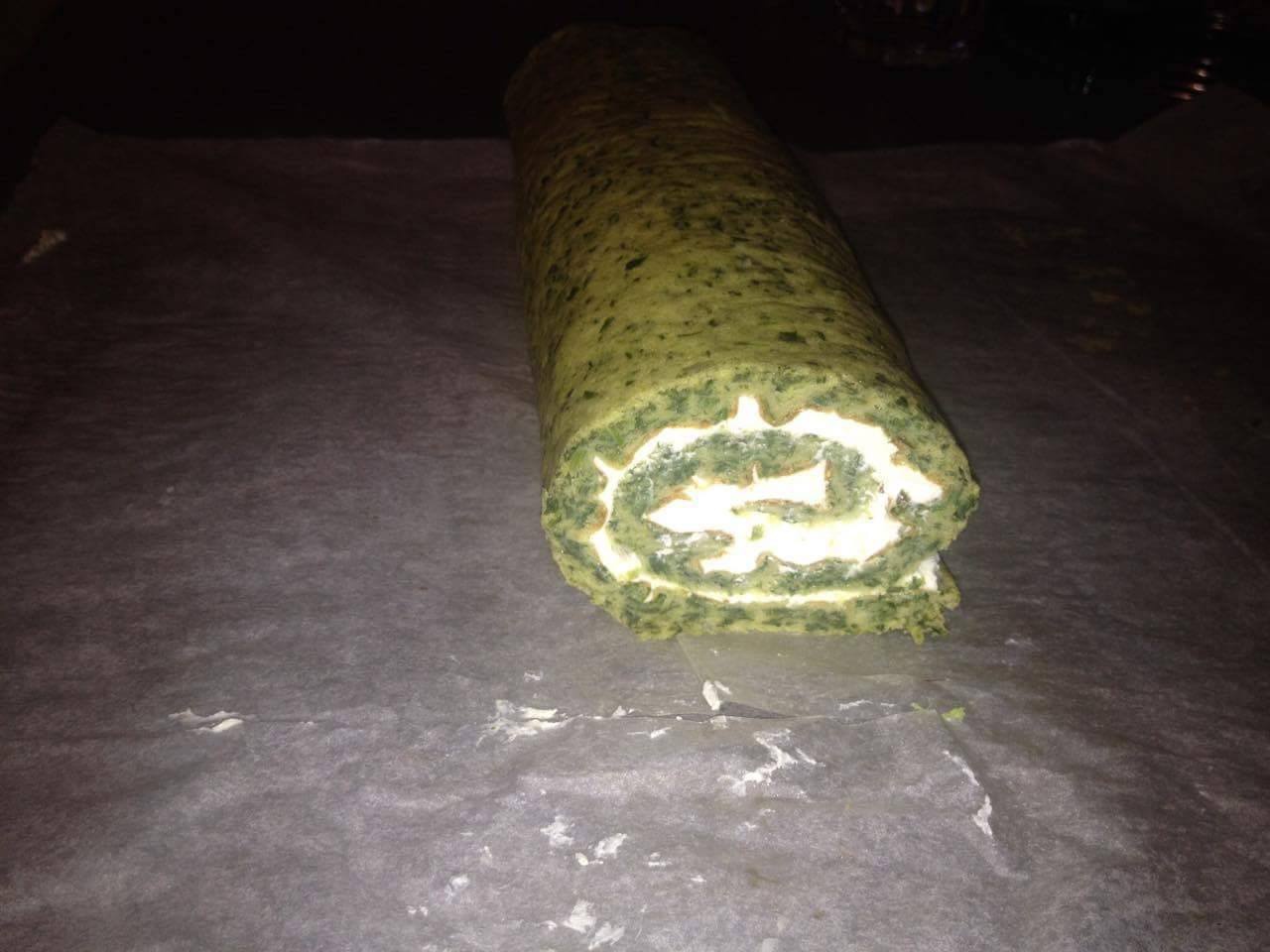 Rulada de spanac umpluta cu crema de branza