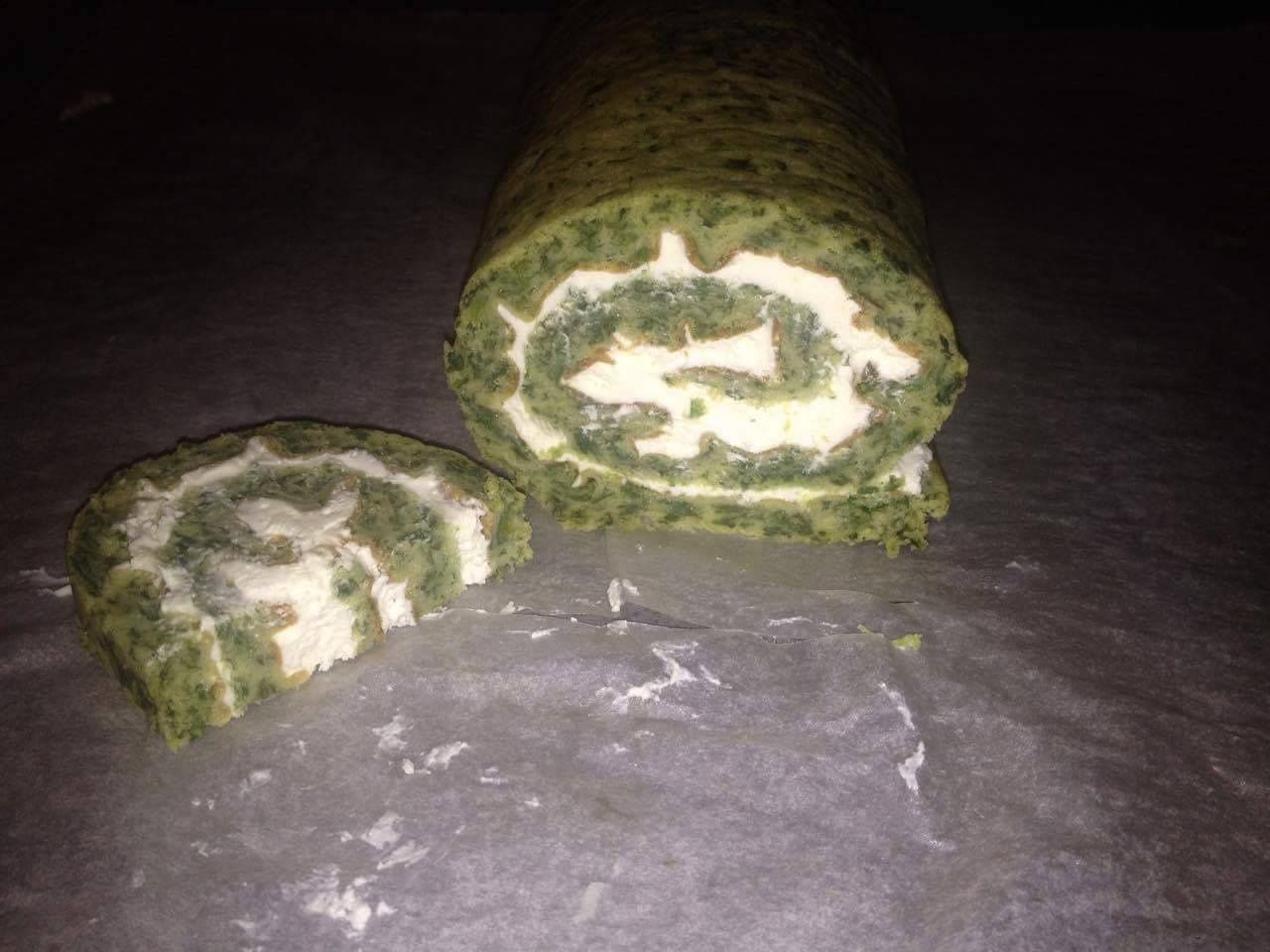 Rulada de spanac umpluta cu crema de branza