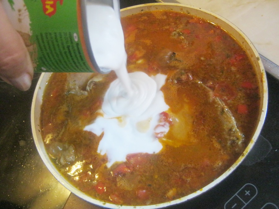 Madras de miel cu orez si chutney de mere cu menta