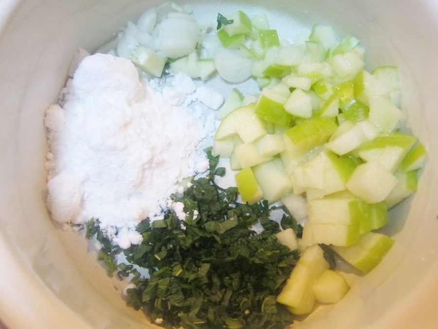 Madras de miel cu orez si chutney de mere cu menta