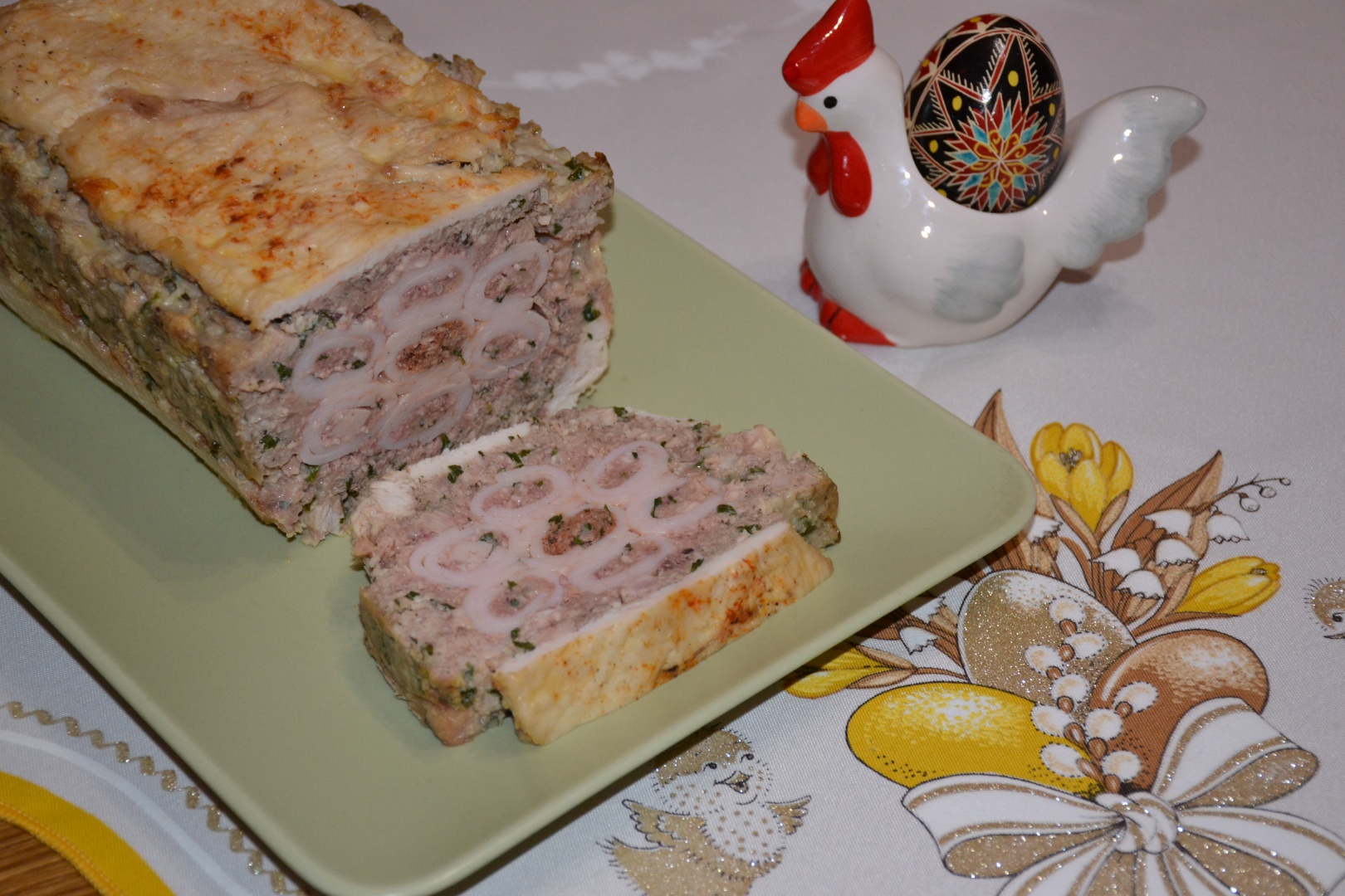 Chec aperitiv cu piept de pui