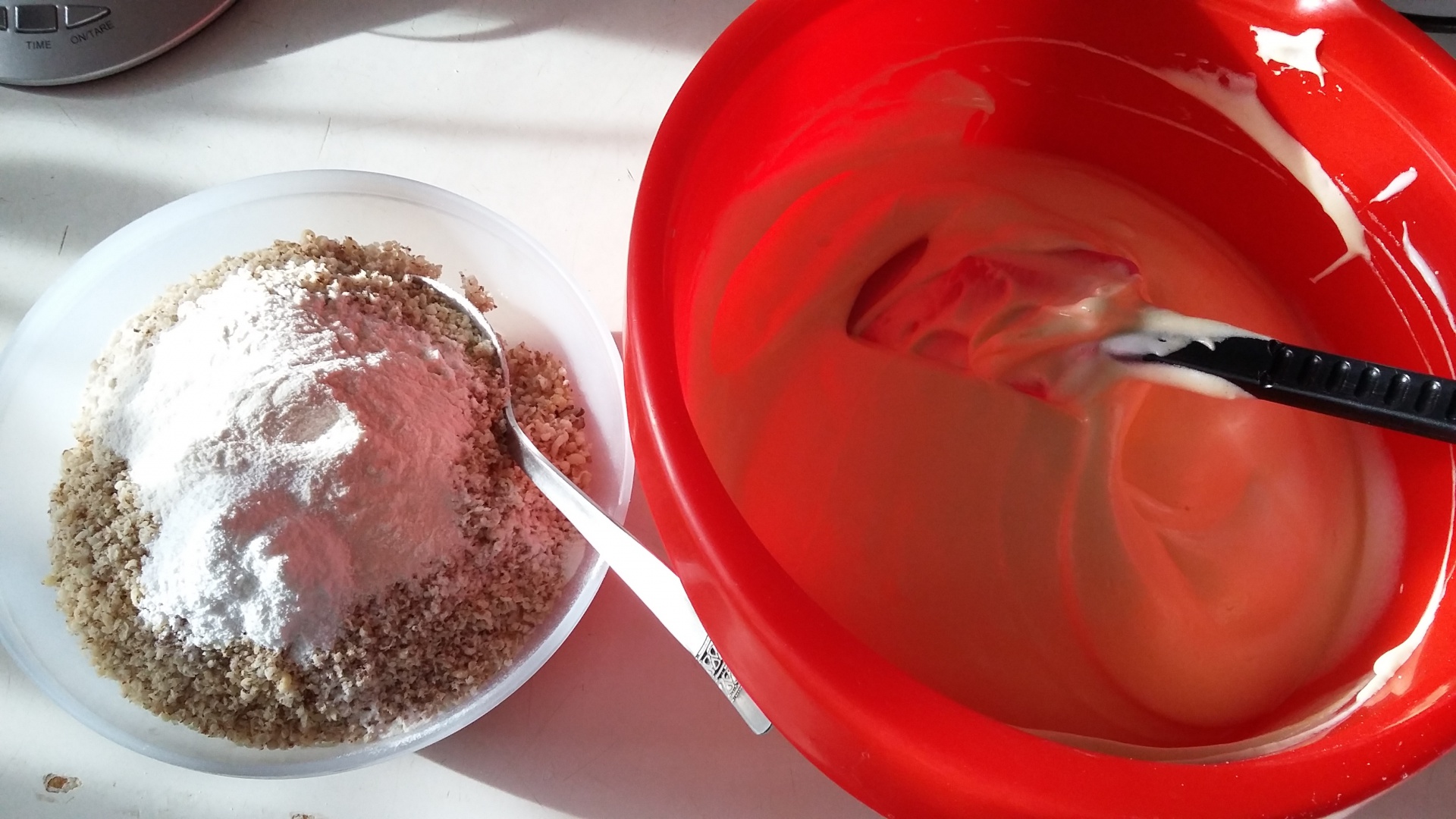 Prajitura cu nuca si crema cu mascarpone