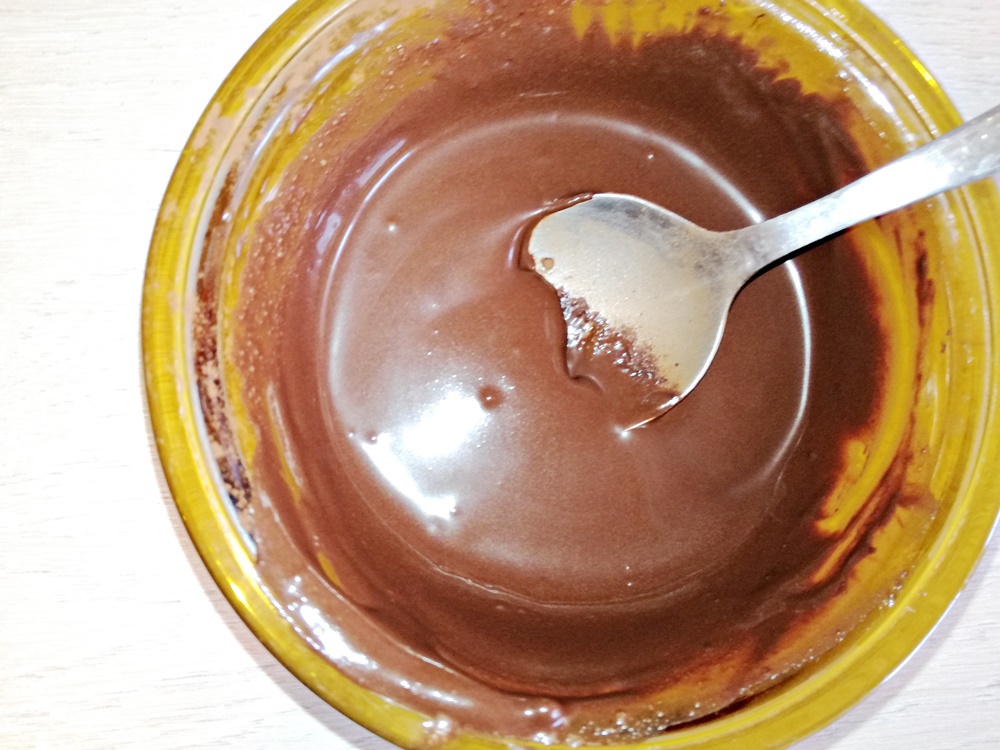 Chec cu cacao si nuci