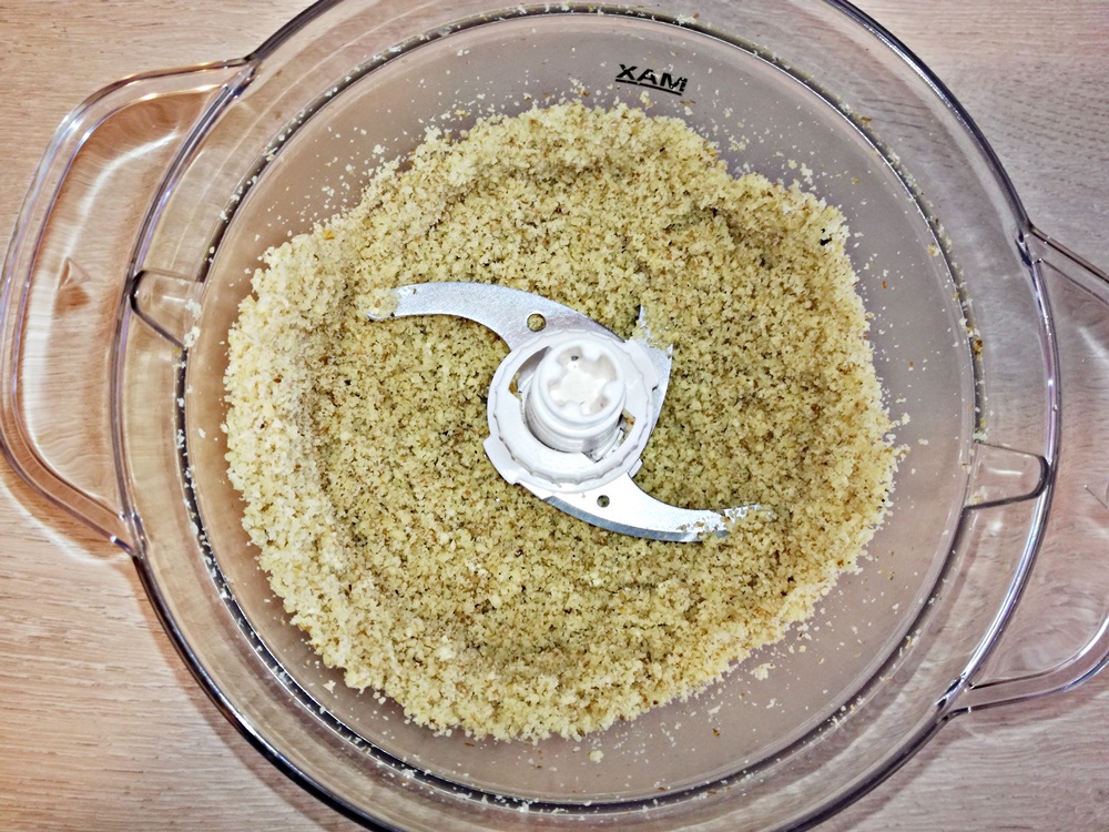 Chec cu cacao si nuci