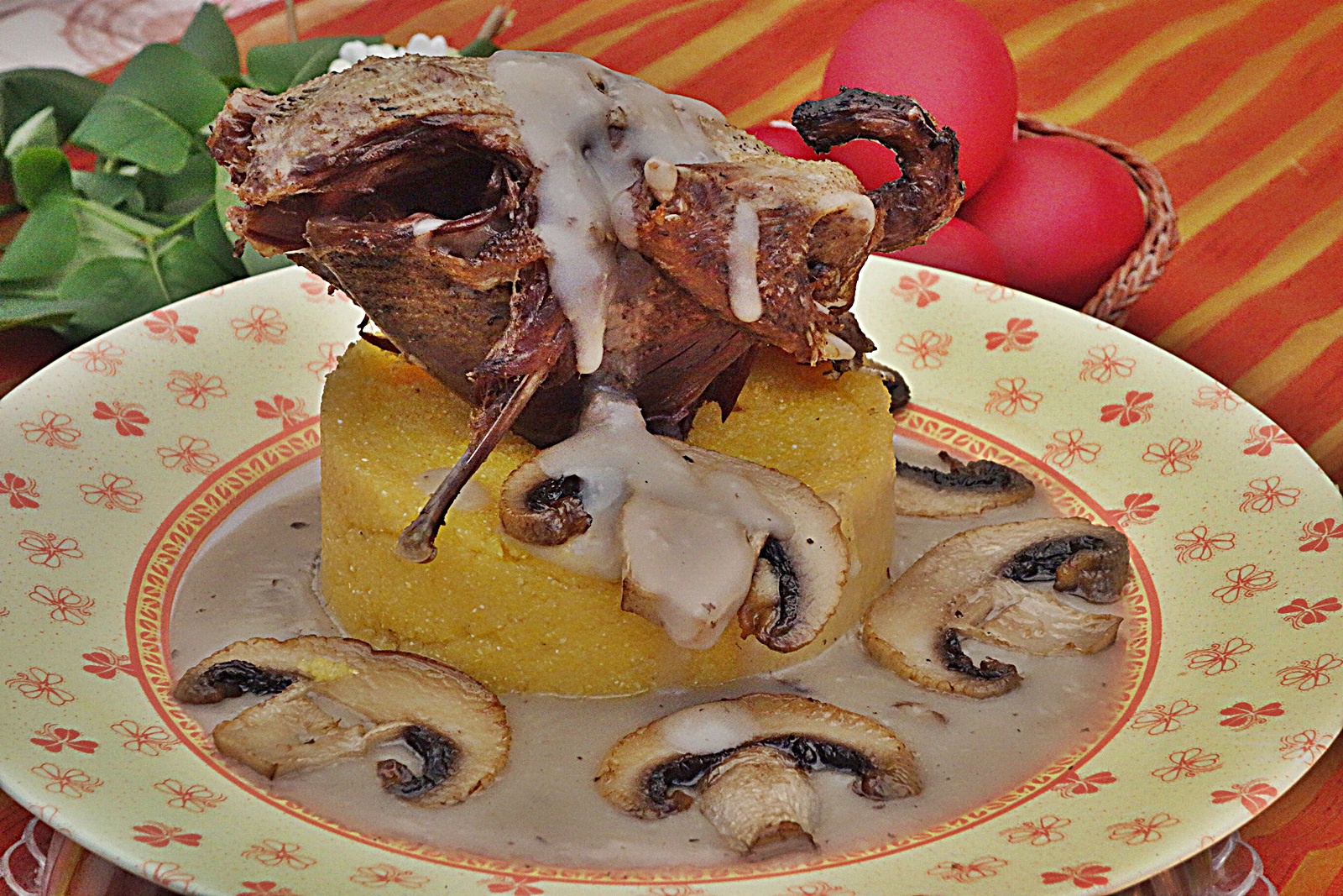 Ciulama de porumbei cu ciuperci proaspete