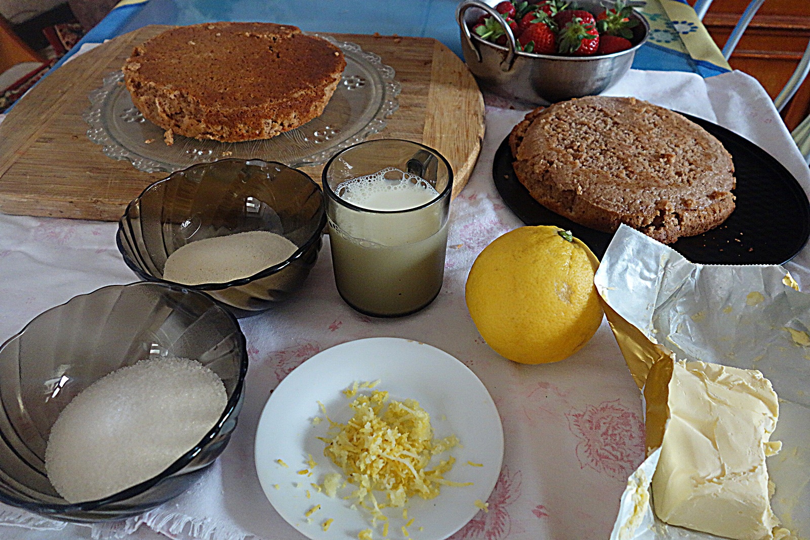 Tortulet acrisor cu gris si bezea