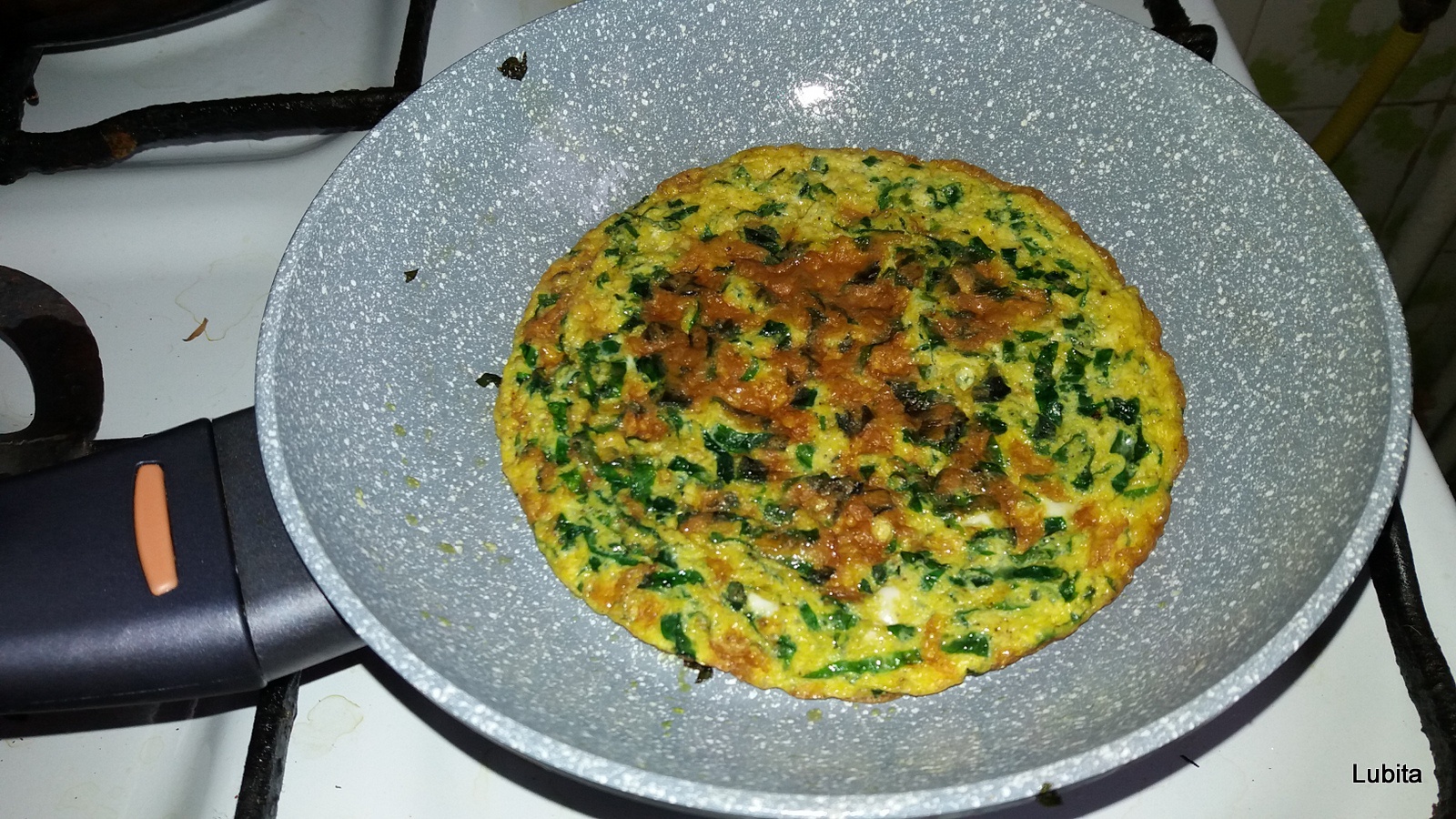 Omleta cu leurda si cascaval