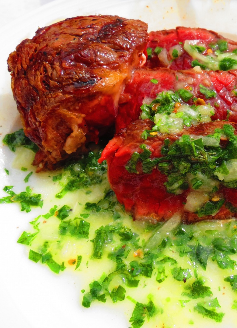 Cotlete de manzat cu sos creol Chien