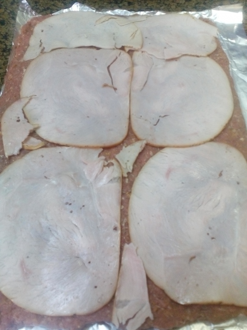 Rulada din carne de vita si miel invelita in prapure