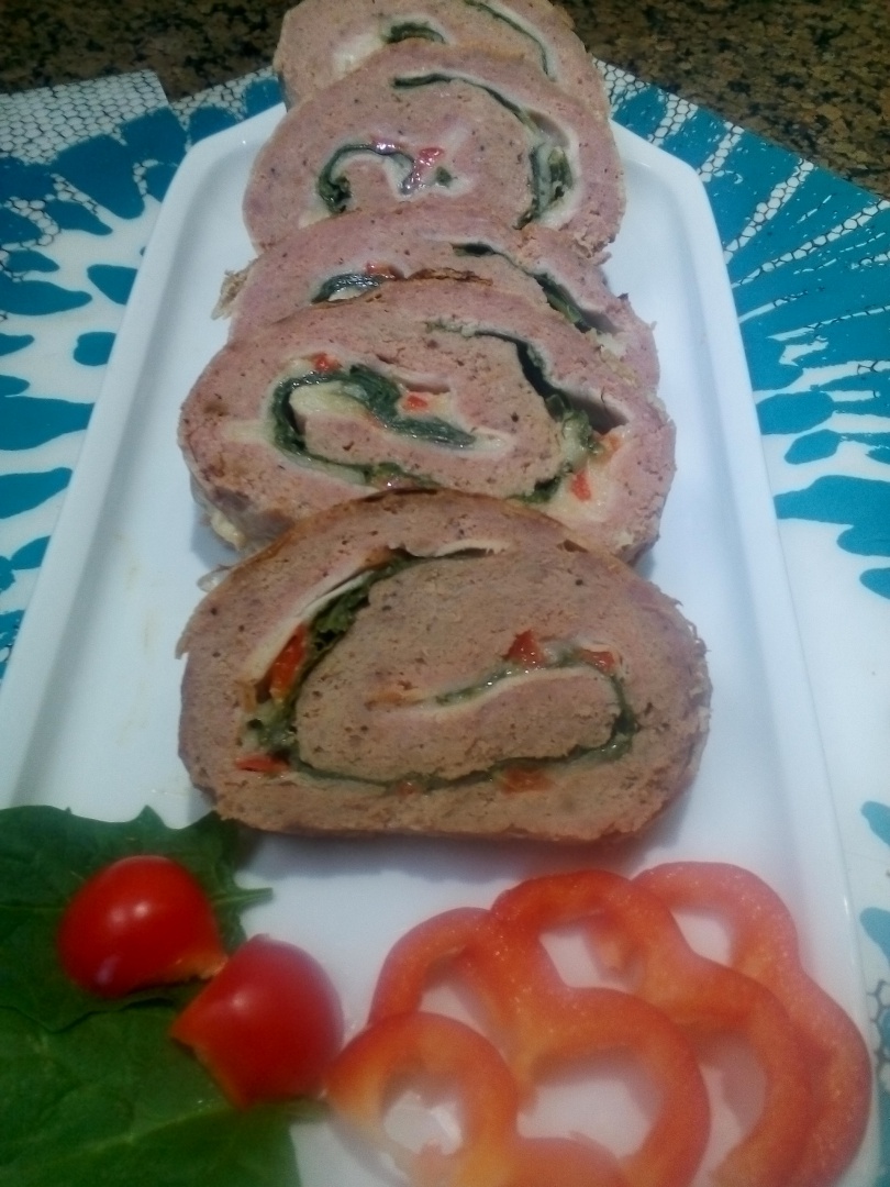 Rulada din carne de vita si miel invelita in prapure